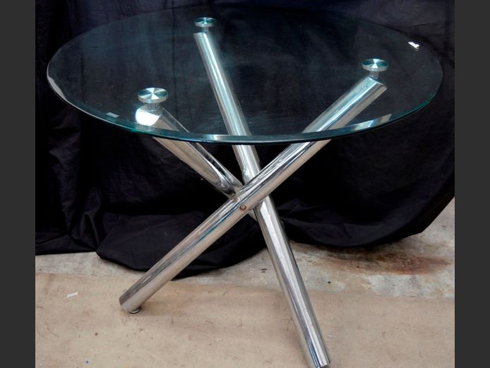 BEVELLED GLASS & CHROME CIRCULAR DINING TABLE, 90cm Diameter x 75cm High [Base rusty in places]
