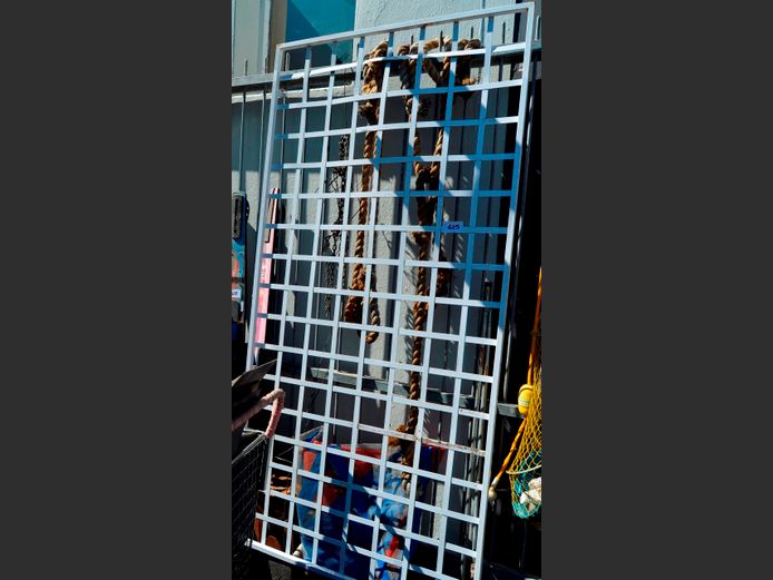 WHITE STEEL GARDEN TRELLIS, 200 x 99cm