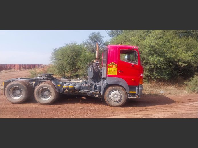 HINO PROFIA 700 SERIES