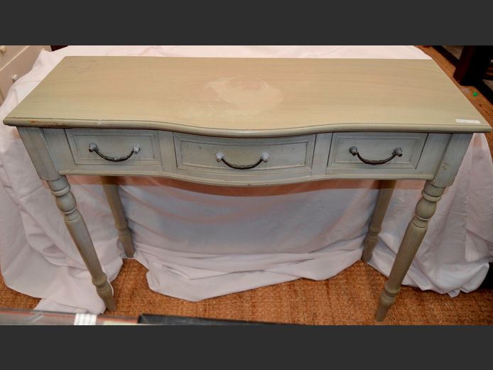 PAINT TECHNIQUE 3-DRAWER HALL TABLE, 98 x 36 x 78cm [Needs re-painting] [#: 422545813]