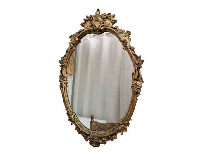 Vintage Ornate Giltwood Style Oval Wall Mirror