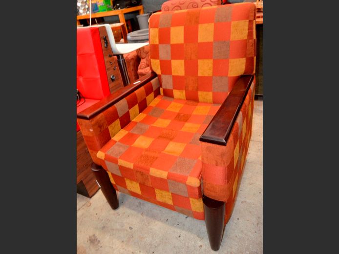 BROWN & BEIGE UPHOLSTERED ARMCHAIR
