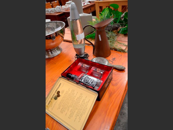 VINTAGE HAND MIRROR, COPPER PITCHER, JACK DANIELS CASED BOTTLE & GLASSES SET [Bottle empty] & A LAVA LAMP