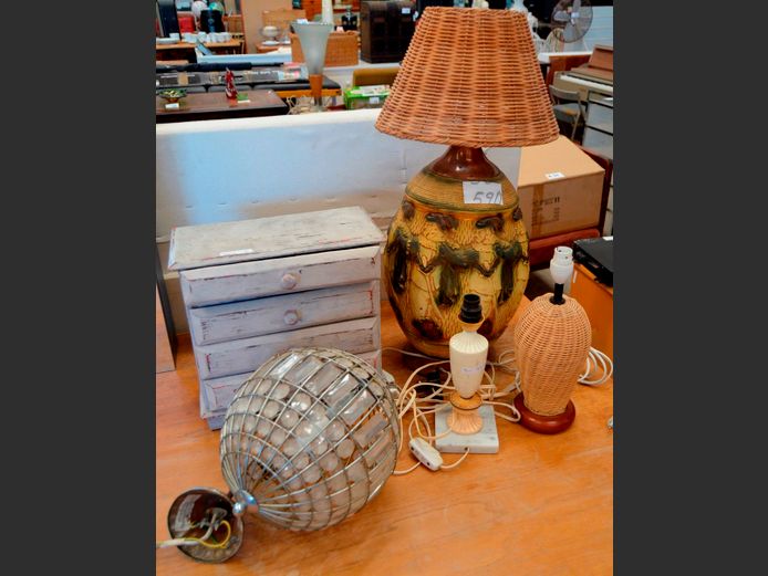 JEWELLERY BOX, TABLE LAMP WITH SHADE, HANGING CEILING LIGHT & 2 OTHER LAMPS [No shades] [6,8]