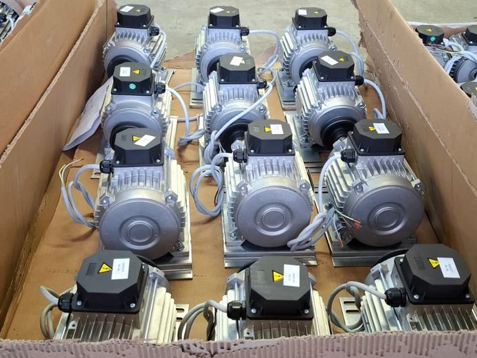 Electric motors - 1,5 HP approx 12