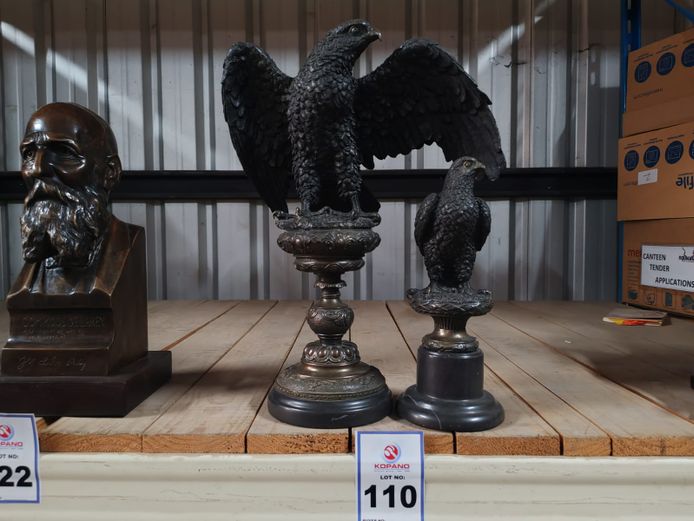 2 x Eagle Sculptures (STC)