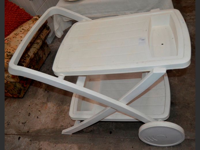 WHITE PLASTIC 2-TIER PATIO TROLLEY, 90 x 62 x 72cm