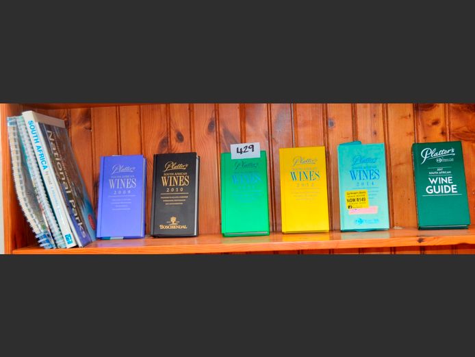 COLLECTION JOHN PLATTER WINE GUIDES, etc