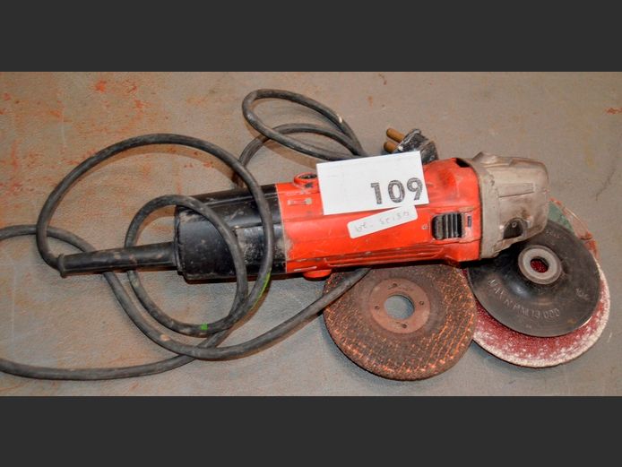 MAKTEC ANGLE GRINDER [Switches on, untested further]