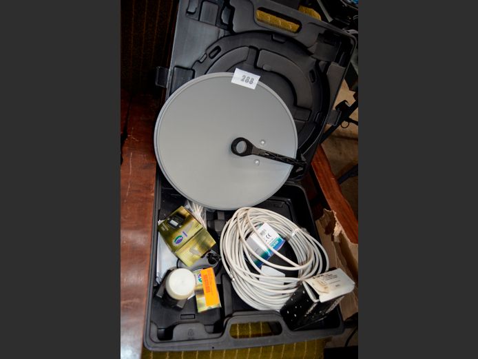 MOBILE SATELLITE DISH IN CASE [Untested]