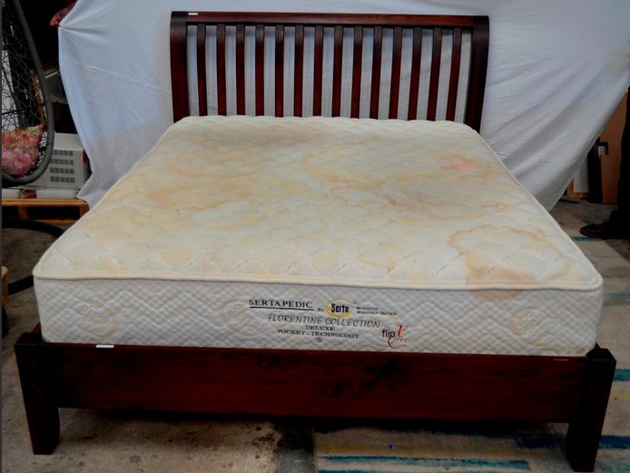 STAINED PINE DOUBLE BED WITH SERTAPEDIC MATTRESS [Mattress stained]