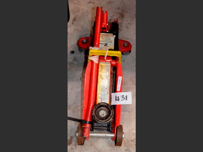 RED 2-TON HYDRAULIC JACK
