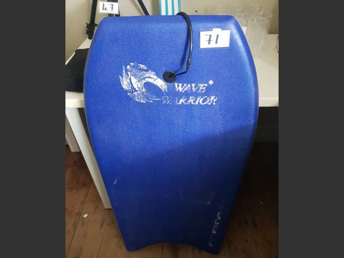 WAVE WARRIOR BOOGIE BOARD