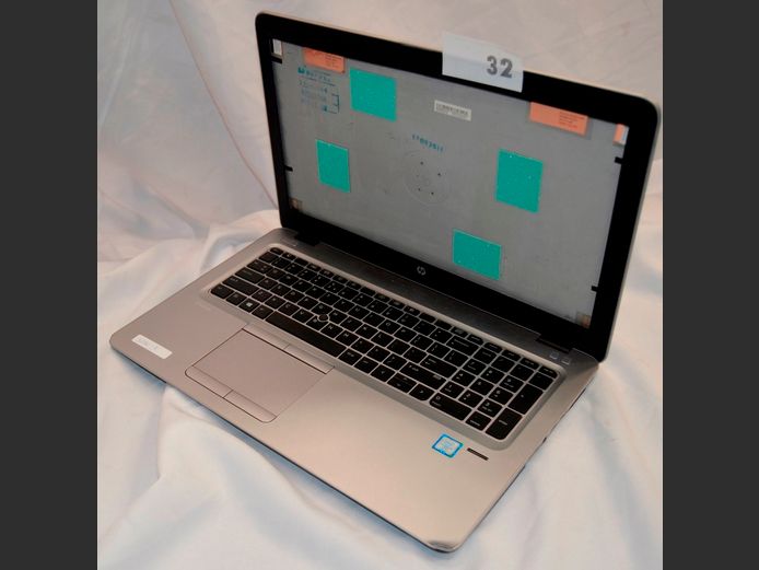 HP ELITEBOOK [Untested, Screen needed, damaged]