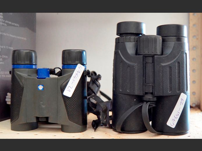 LOT: 2 x PAIRS BINOCULARS