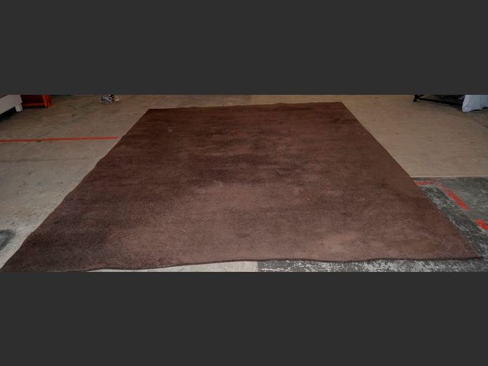 LARGE BROWN CARPET, 400 x 300cm