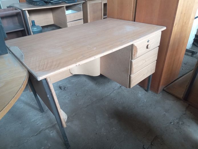 Office desk scrap