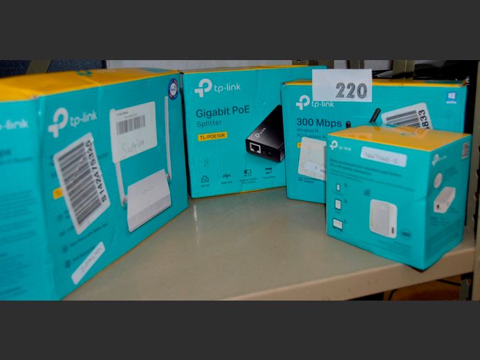 TP LINK POE SPLITTER, ROUTER, RANGE EXTENDER, etc [Untested]