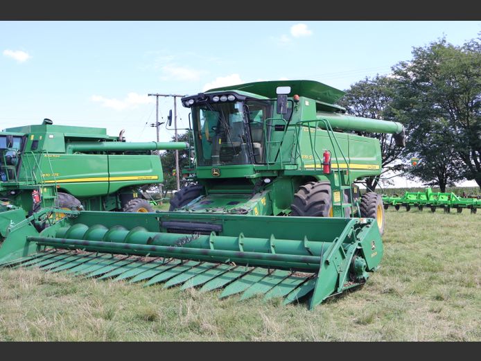 John Deere 925R Tafel (met Borman sonneblomstelsel)