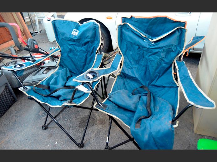 PAIR CAMPING CHAIRS