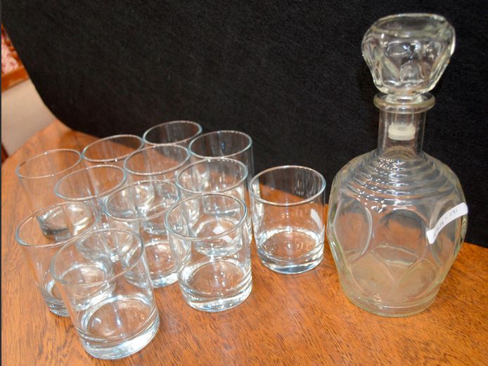 GLASS DECANTER WITH STOPPER & SET OF 12 TUMBLERS