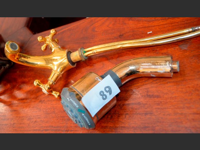 BRASS TAP & SHOWER HEAD
