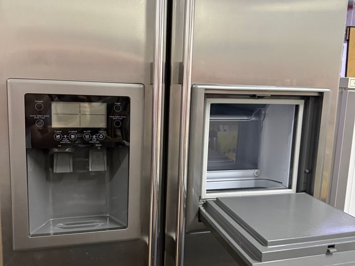 Samsung 4-Door Fridge - Brand New 