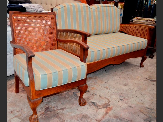 IMBUIA BALL & CLAW 2-PIECE, 3-SEATER LOUNGE SUITE [Rattan needs attention]