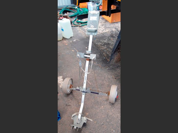 CADDY MATE GOLF TROLLEY