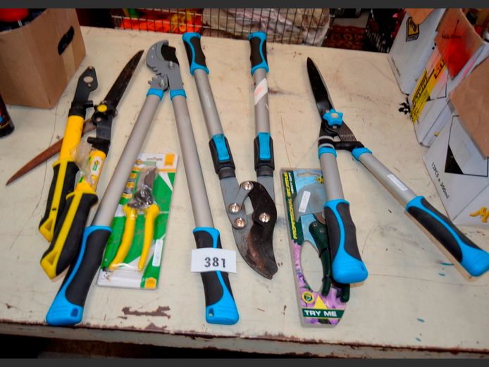 ASSORTED PRUNNING SHEARS, BRANCH CUTTERS, etc