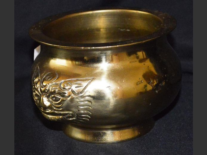 HEAVY BRASS SMALL PLANTER, 13cm Diameter x 10cm High