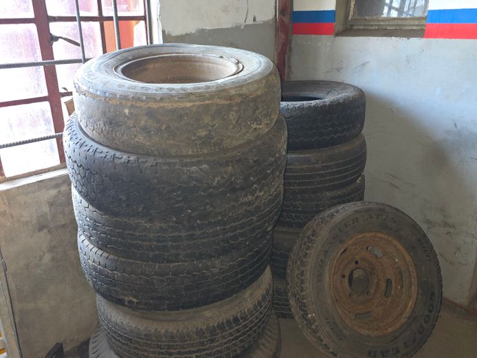 12 x ASSORTED TYRES