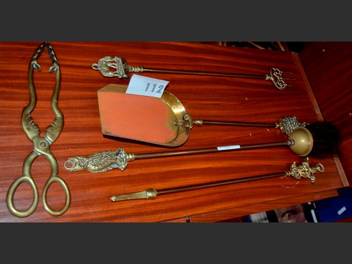 SET BRASS FIRE IRONS