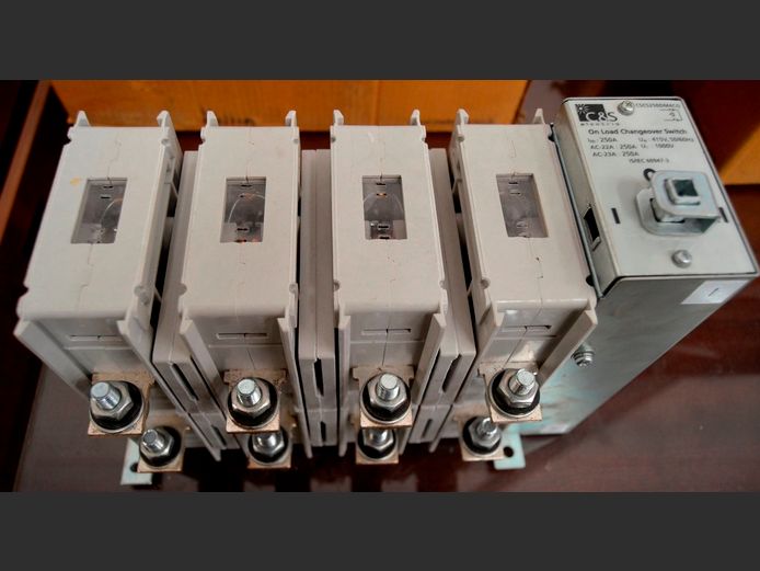 C & S ELECTRIC 250A CHANGEOVER SWITCH ### PLUS VAT ###