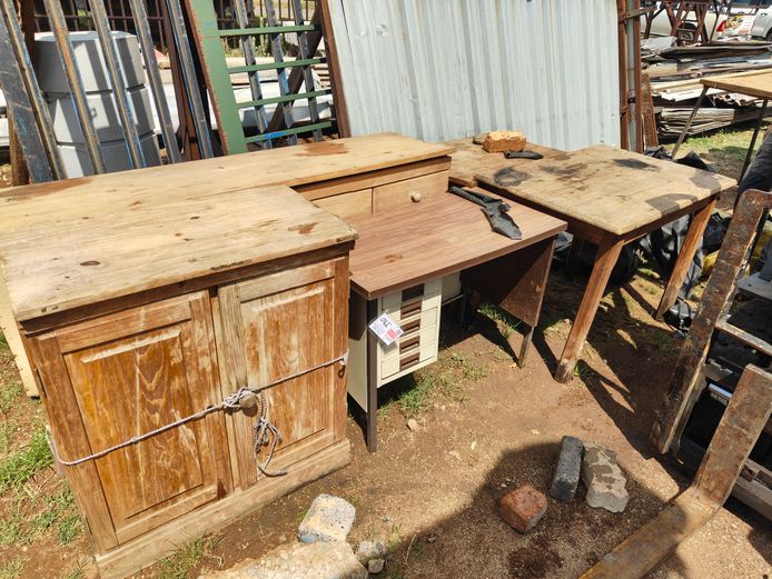 LOT VARIOUS WOODEN FURNITURE