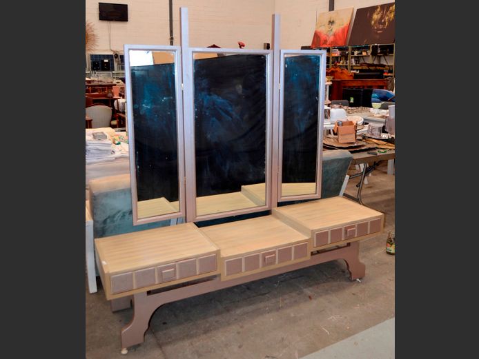 CREAM PAINTED 3-DRAWER DRESSING TABLE WITH MIRRORS, 183 x 49 x 182cm