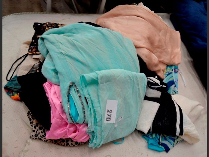 ASSORTED LADIES CLOTHING