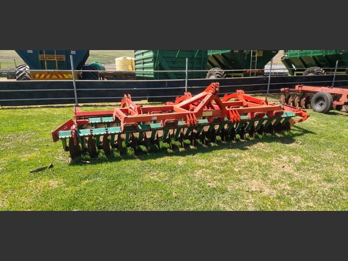 Agromaz BT50 dis