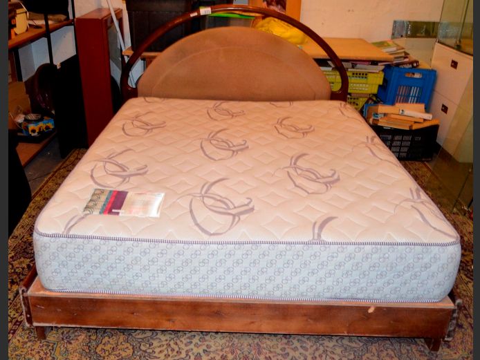 IMBUIA QUEEN SIZE DIVAN WITH HEADBOARD & REST ASSURED HERITAGE MATTRESS