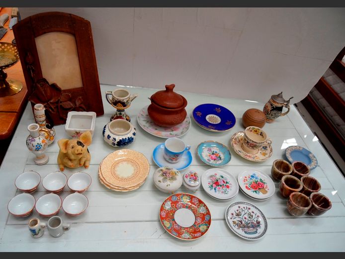 CHINESE TEA CUPS, SAUCERS, EGG CUPS, etc
