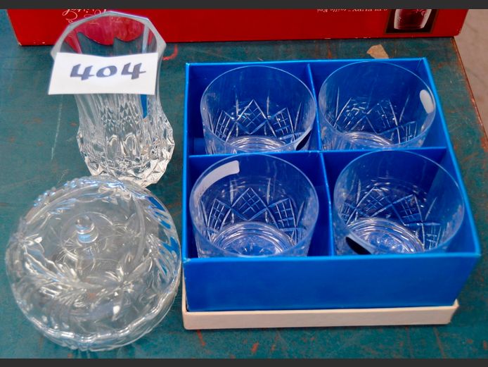 SET OF 4 LEAD CRYSTAL BRANDY GLASSES, BOWL & A BUD VASE