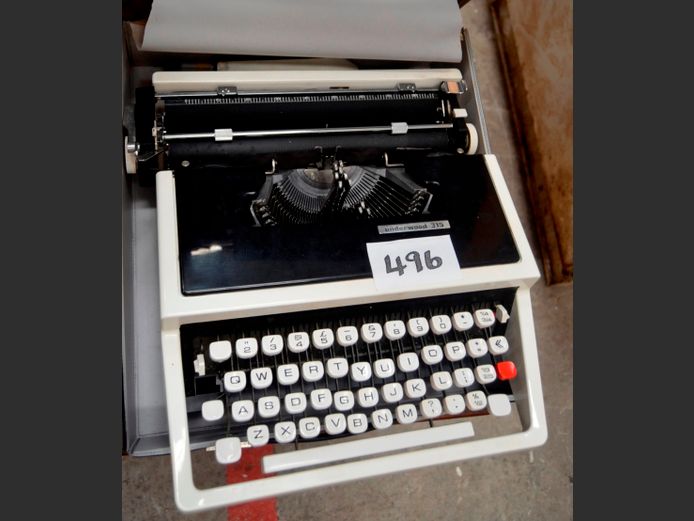 VINTAGE UNDERWOOD 315 TYPEWRITER