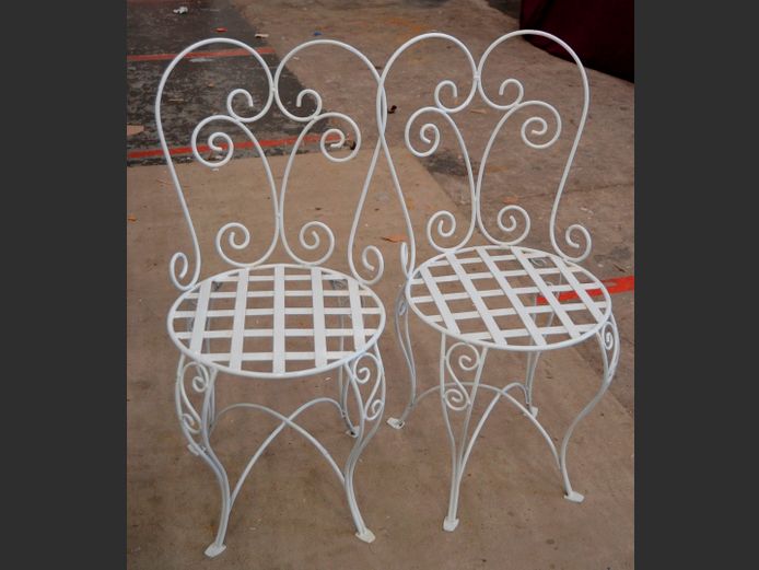 PAIR WHITE WROUGHT IRON PEACOCK STYLE CHAIRS