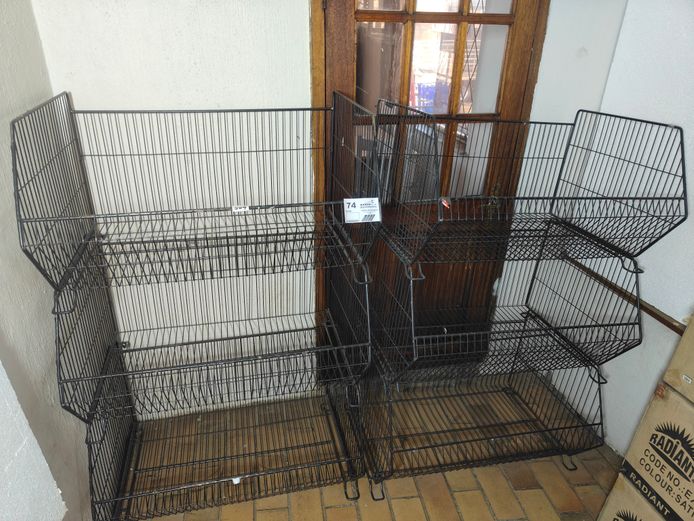 6 X WIRE BASKETS