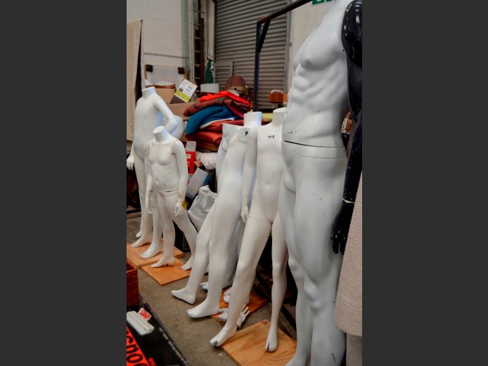 LOT: 9 x MANNEQUINS [Incomplete]