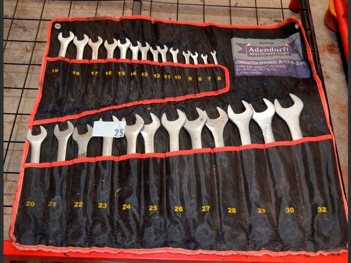 ADENDORFF 26-PIECE COMBINATION SPANNER SET