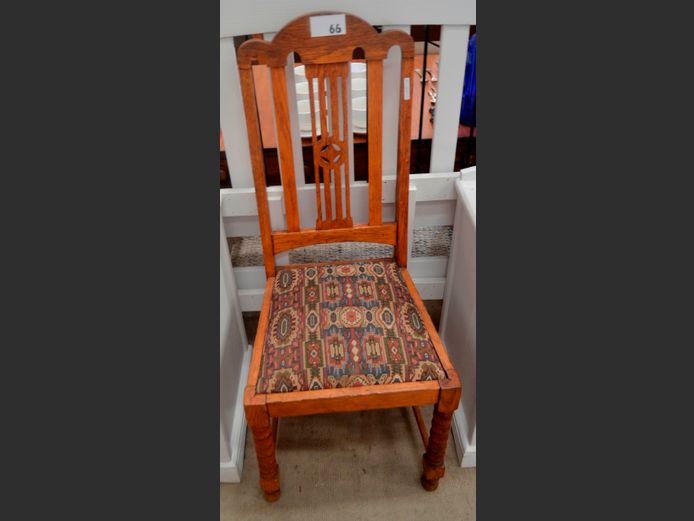 OAK DINING CHAIR WITH TAPESTRY UPHOLSTERED SEAT