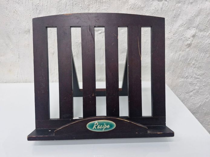Dark Wood Slatted Cookbook Recipe Holder