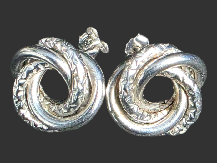 9CT 2.90g EARRINGS W/GOLD SWIRL DESIGN