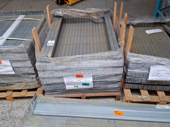 Centre Supports, tie rods - various